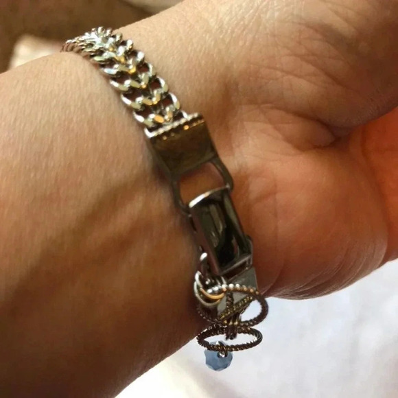 Beautiful Blue Stones Bracelet - Picture 6 of 7